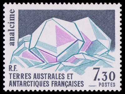 Analcime (timbre) - Terres Australes et Antartiques Françaises - 1989 -- 01/07/08